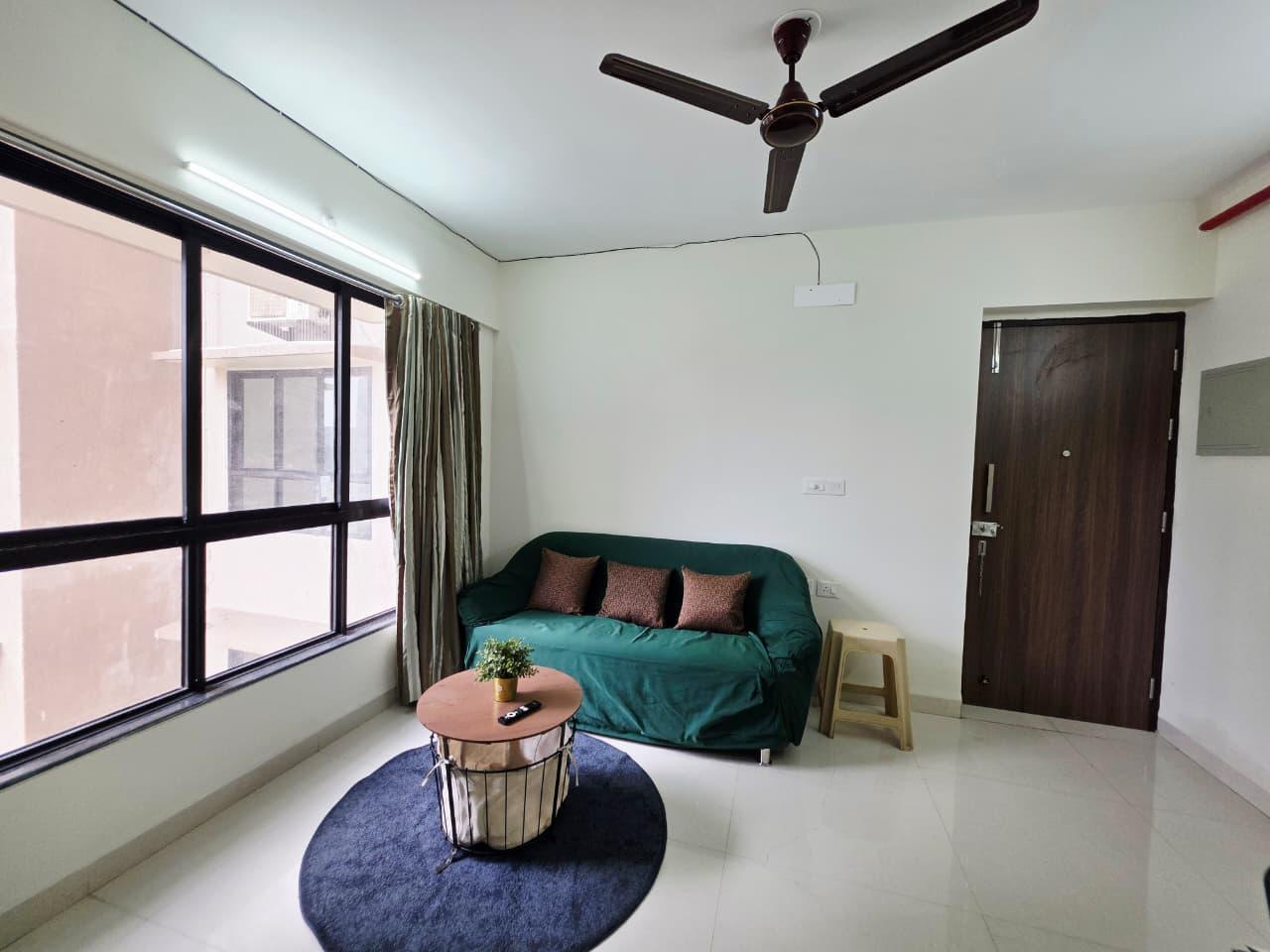 2 BHK Apartment In Dadar Near TMH (1802)