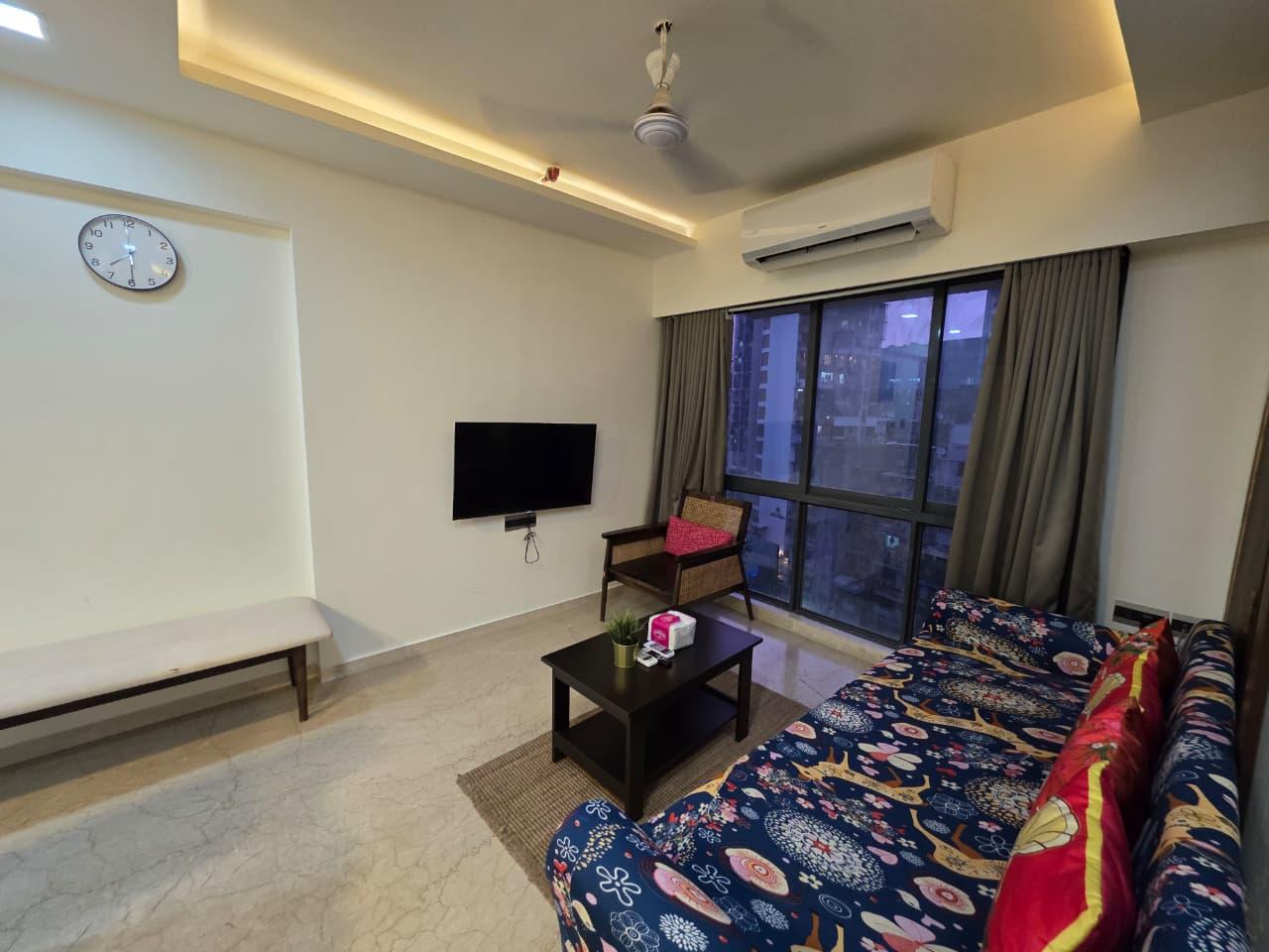 1BHK Service Apartment In BKC (804)