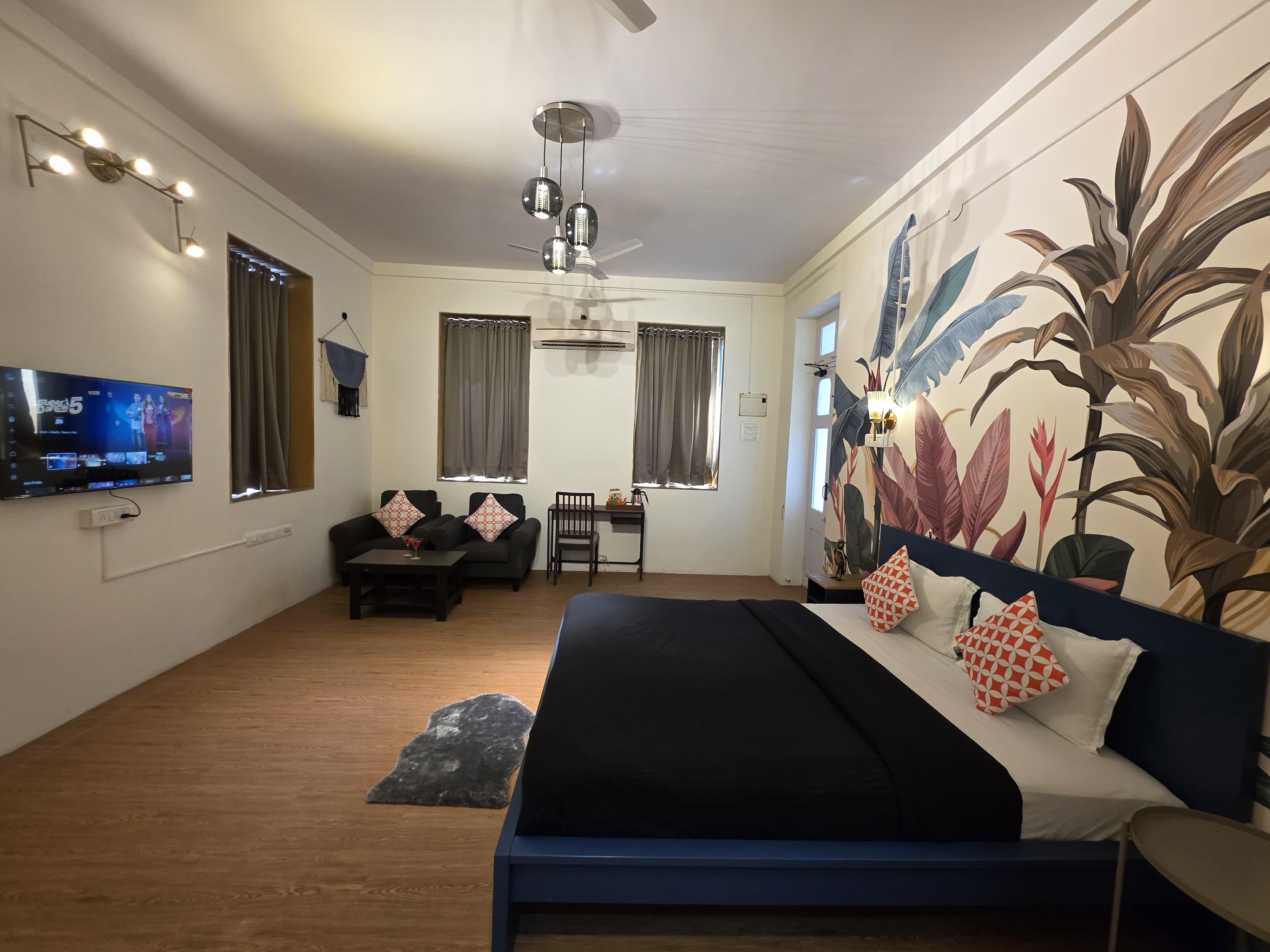 Studio Apartment In Malabar Hill (101)