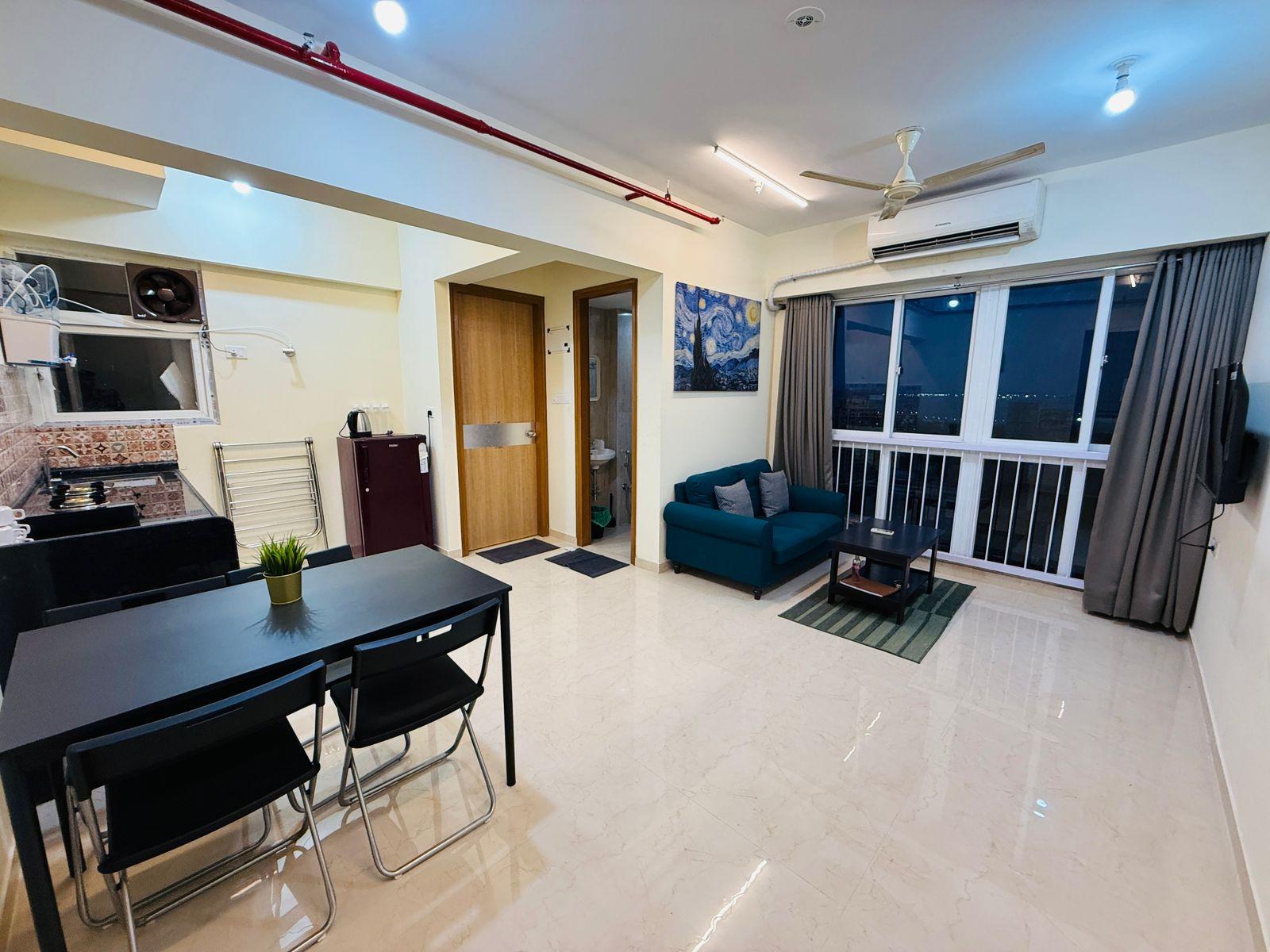 1BR Service Apartment In Parel Near TMH (2503)